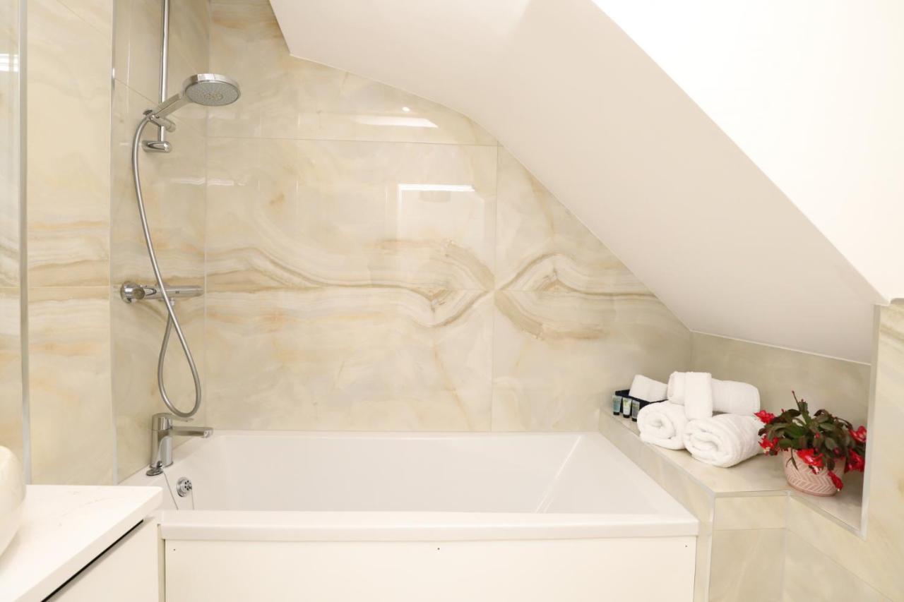Luxurious Double Bedroom, Ensuite With Free Wifi. Oxford Exteriör bild