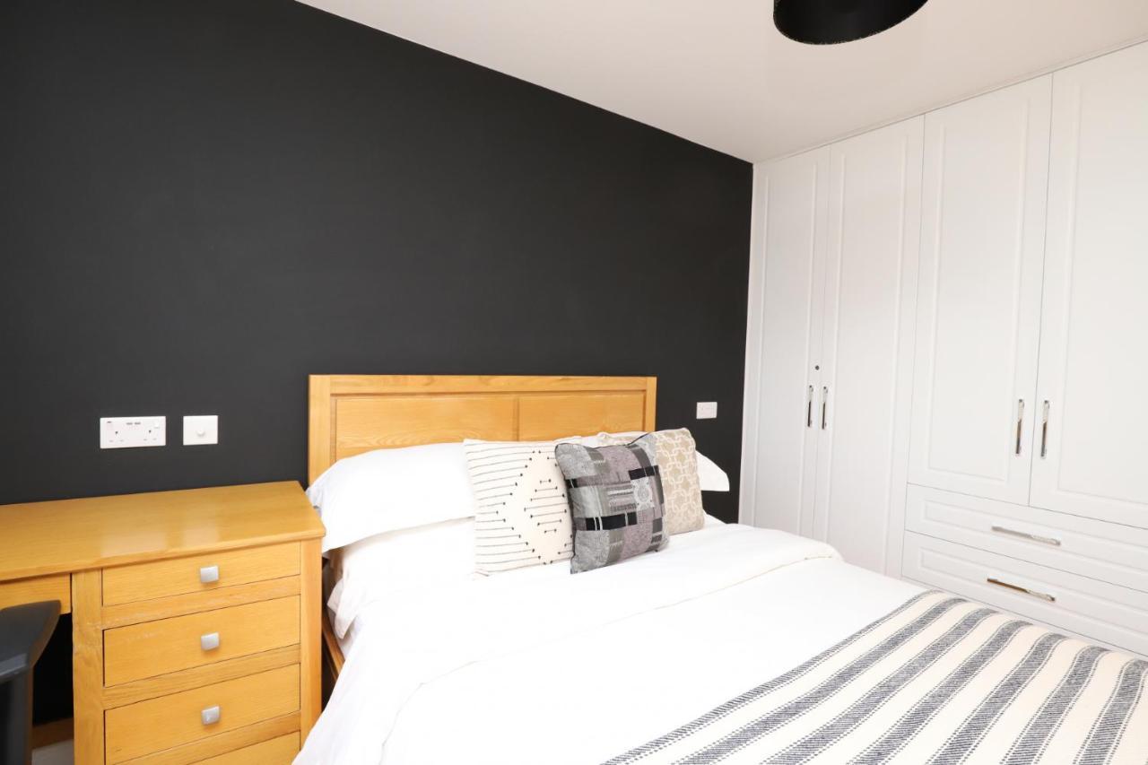Luxurious Double Bedroom, Ensuite With Free Wifi. Oxford Exteriör bild